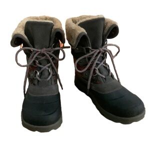 BareTraps Winter Boots, Size 7.5M, Multi Color